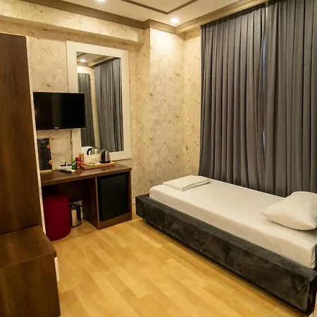 Dymar Otel 3*