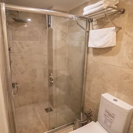 Dymar Hotel 3*