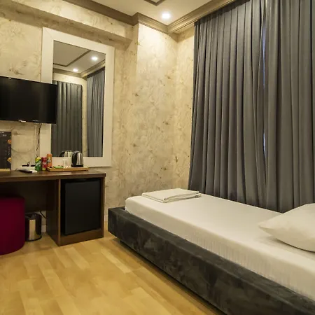 Dymar Hotel 3*