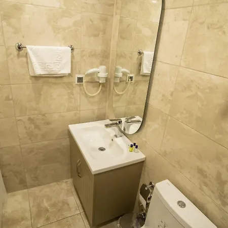 Отель Dymar